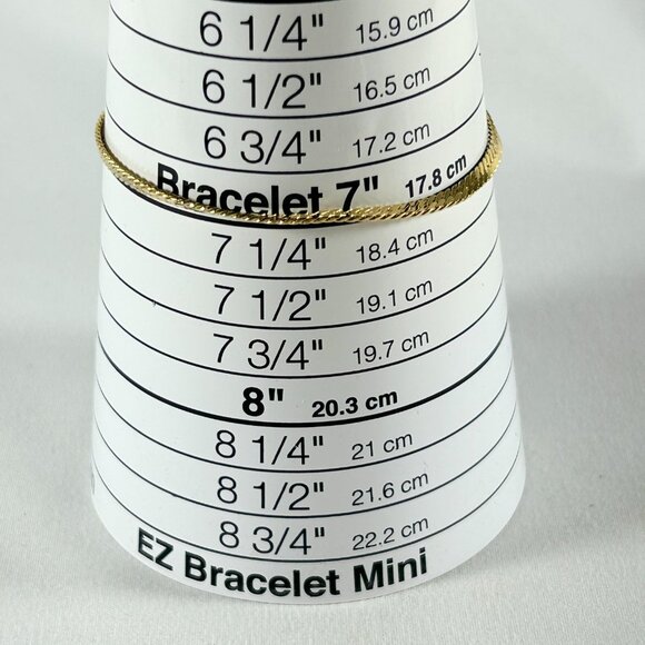 BEAUTIFUL GOLD TONE, SIZE 7 CUBAN LINK BRACELET - Picture 3 of 5